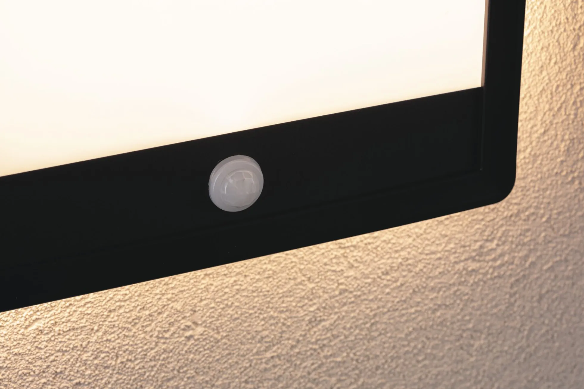 LED Außenpanel - Lamina Dämmerungsgesteuerter Bewegungsmelder (IR)