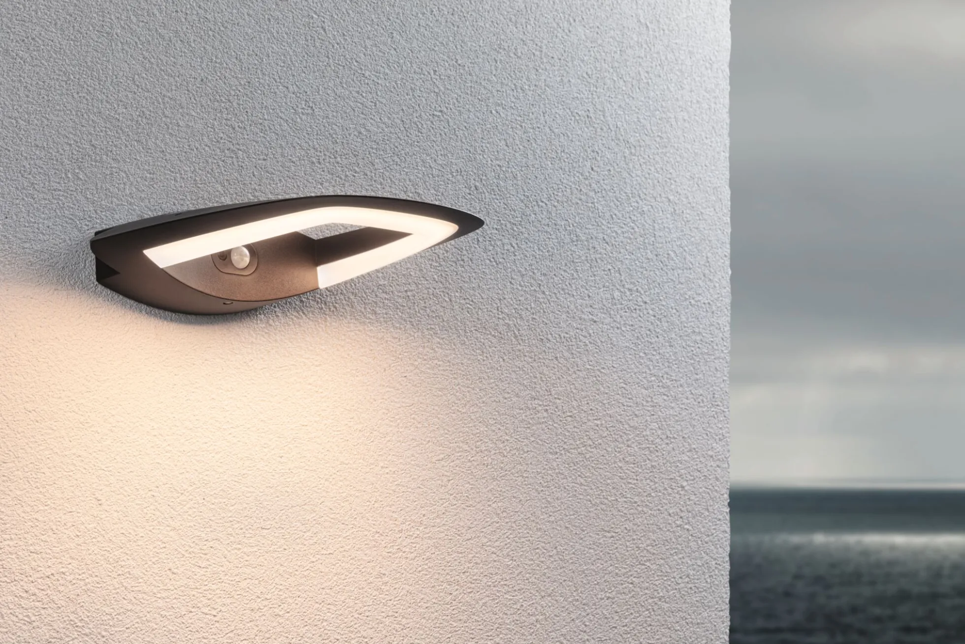 LED Außenwandleuchte - Akena Dämmerungsgesteuerter Bewegungsmelder (IR)