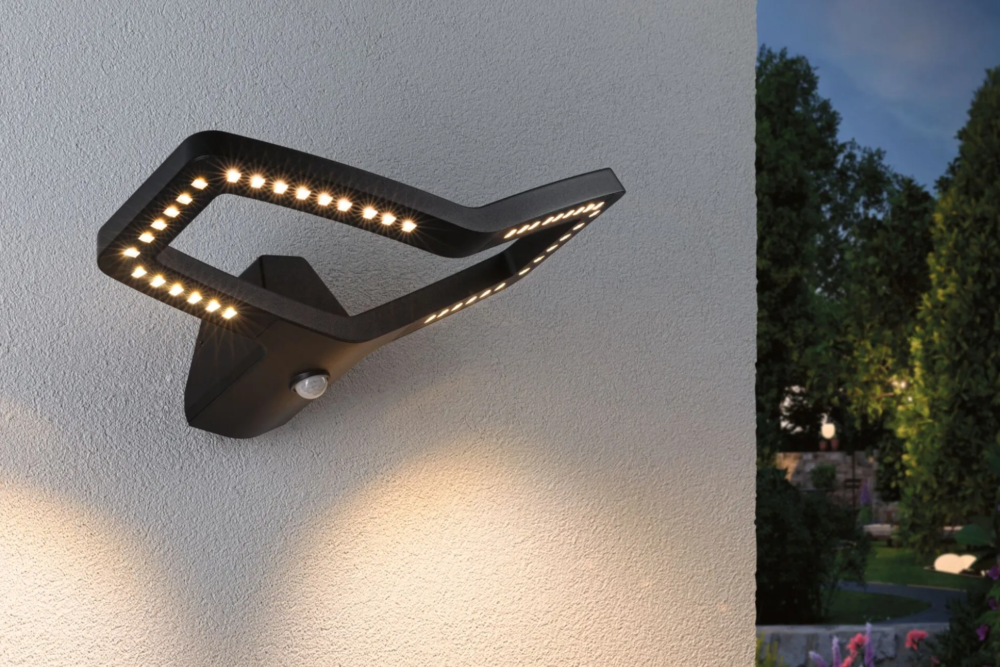 LED Außenwandleuchte - Alara Dämmerungsgesteuerter Bewegungsmelder (IR)