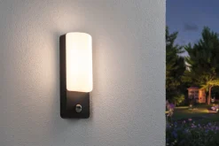 LED Außenwandleuchte - Bonnie Dämmerungsgesteuerter Bewegungsmelder (IR) insektenfreundlich und seewasserresistent