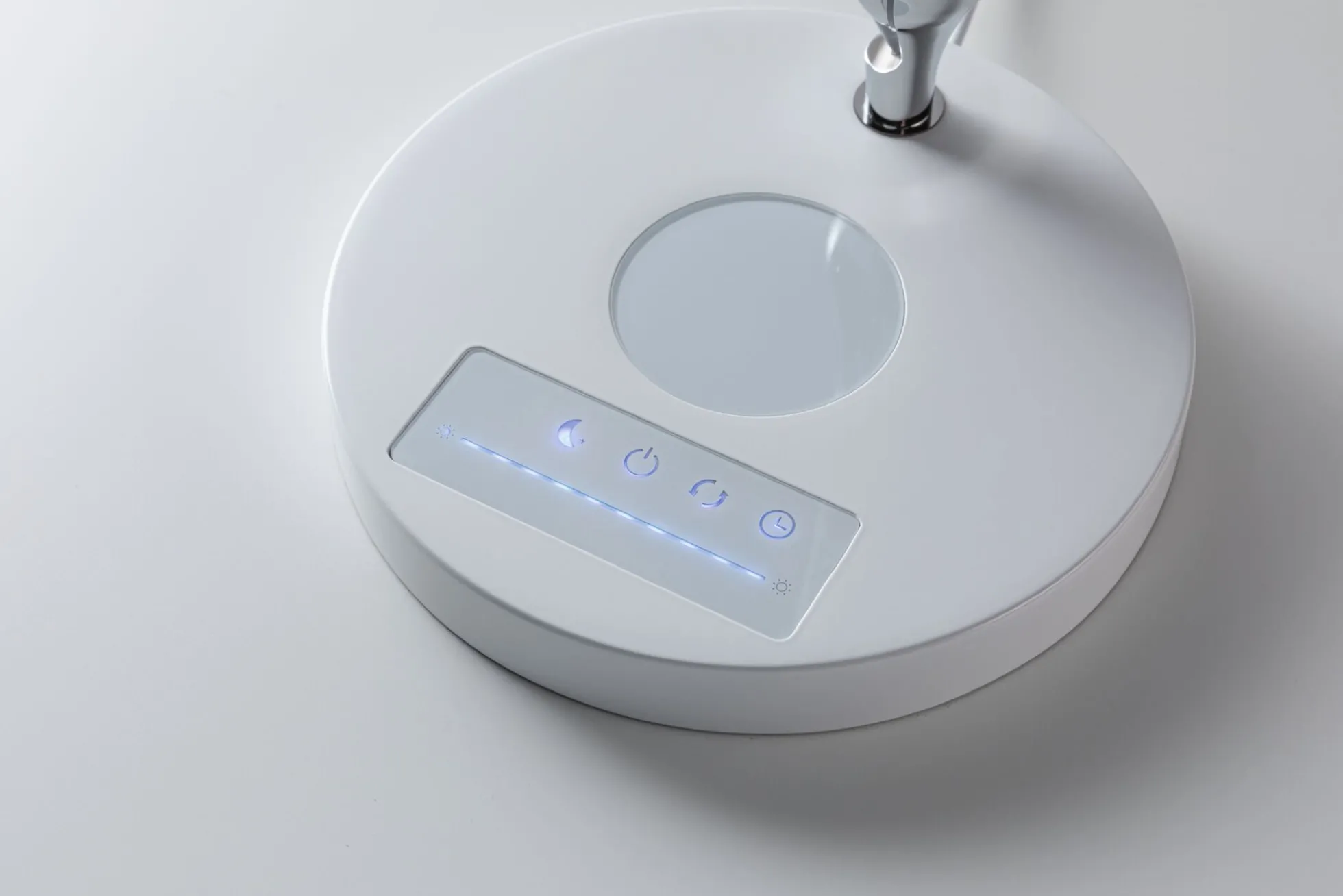 LED Schreibtischleuchte - Numis QI