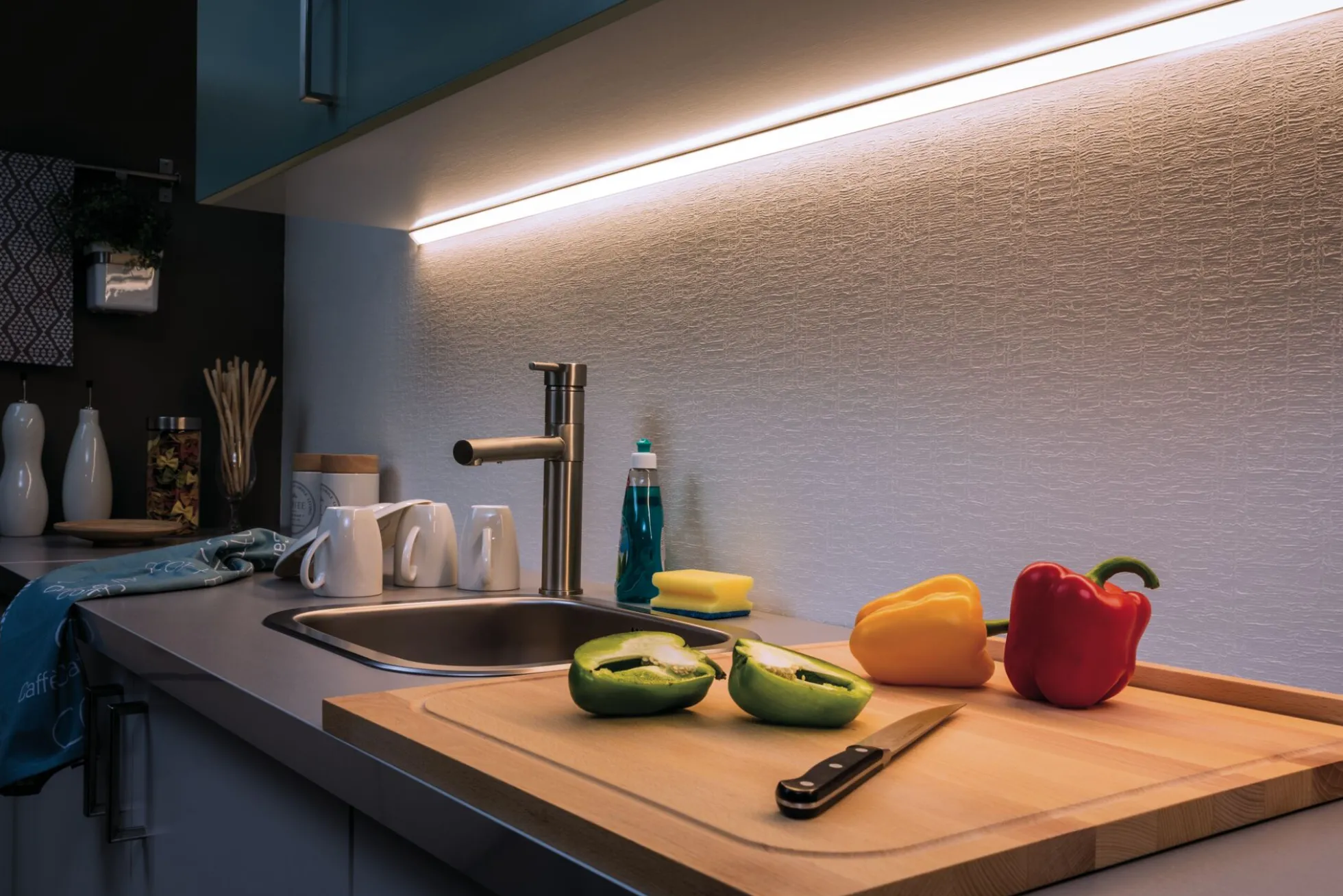 MaxLED 500 LED Strip - Basisset 1,5m Neutralweiß