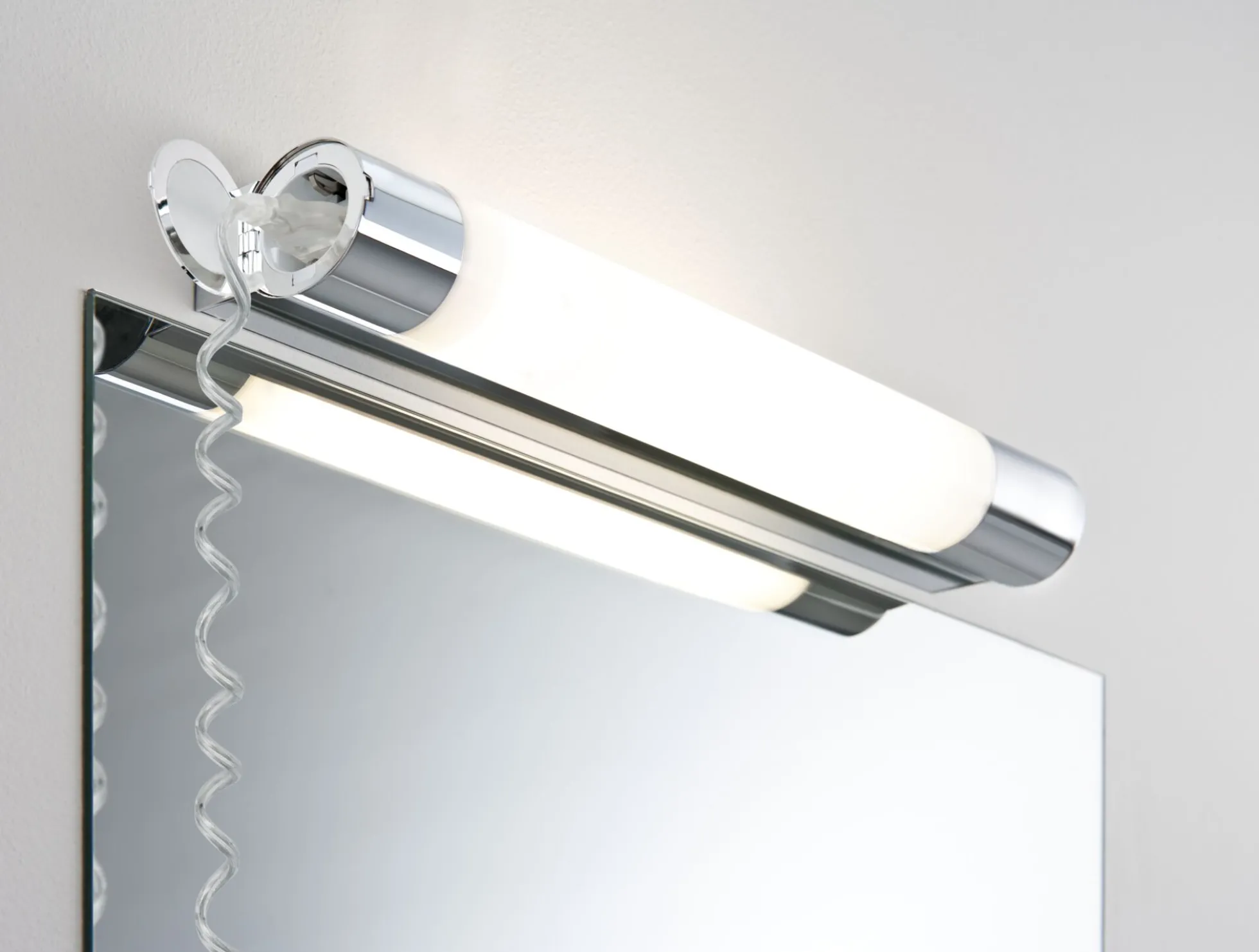 Selection Bathroom LED Spiegelleuchte - Orgon Steckdose