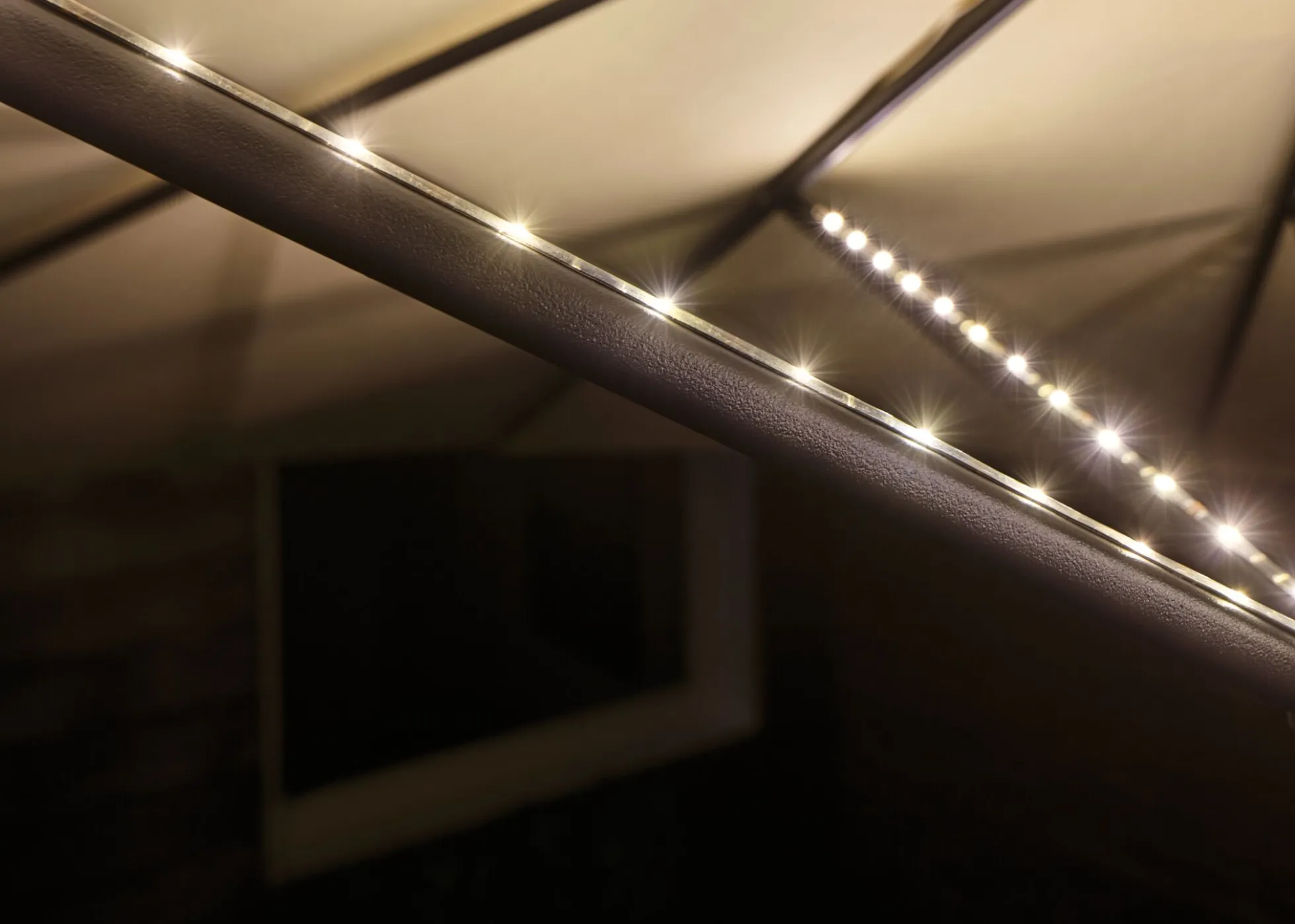 USB LED Stripe - Parasol-Light Schirmbeleuchtung Basisset 4x40cm